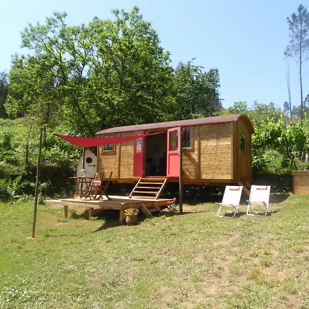 度假居 Rosa The Cosy - Gypsy Wagon - Shepherds Hut, River Views Off-grid Eco Living 大佩德罗冈