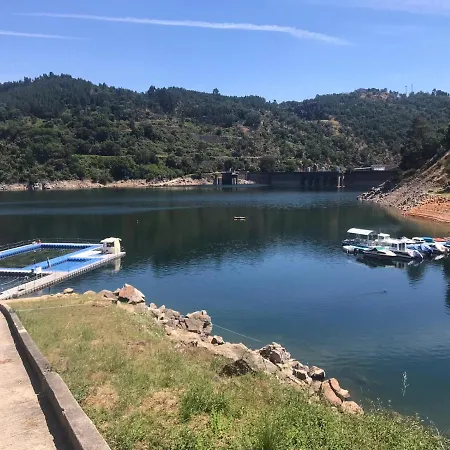 度假居 Rosa The Cosy - Gypsy Wagon - Shepherds Hut, River Views Off-grid Eco Living *