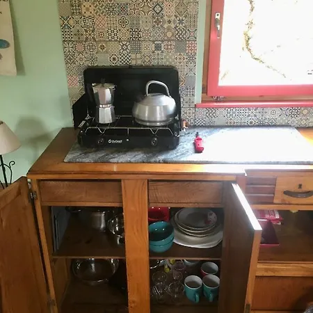 Rosa The Cosy - Gypsy Wagon - Shepherds Hut, River Views Off-grid Eco Living Pedrogao Grande