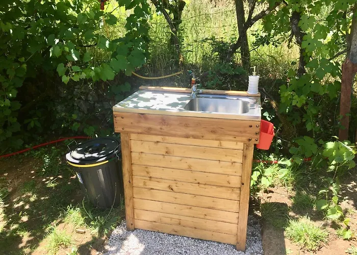 Rosa The Cosy - Gypsy Wagon - Shepherds Hut, River Views Off-grid Eco Living Дом отдыха